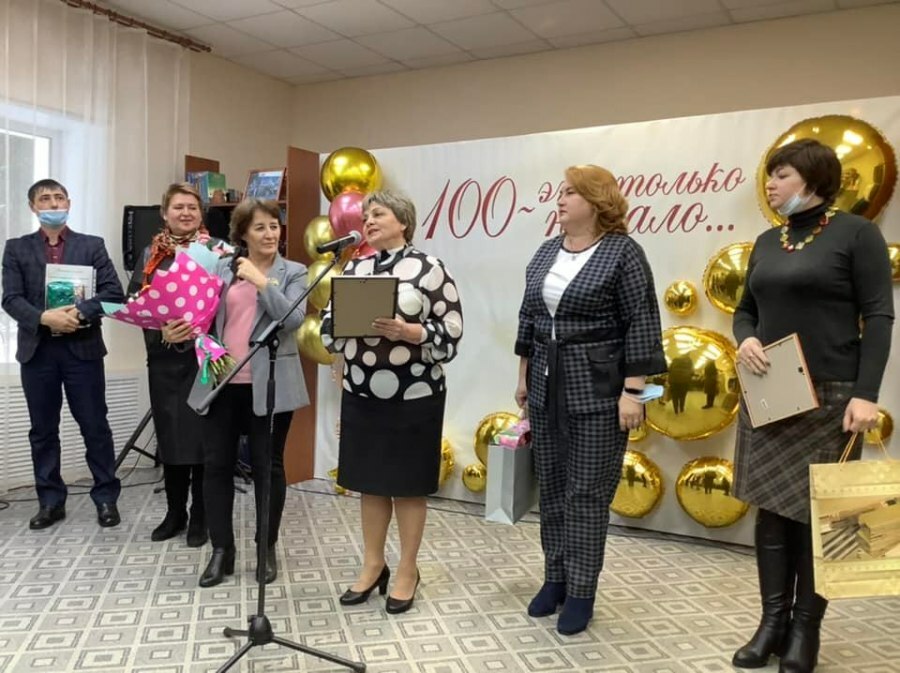Краснозерская библиотека отметила свой вековой юбилей