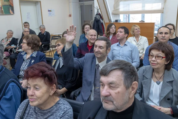 Презентация сборника «В НИИГАиКе встретиться повезло нам с тобой…»