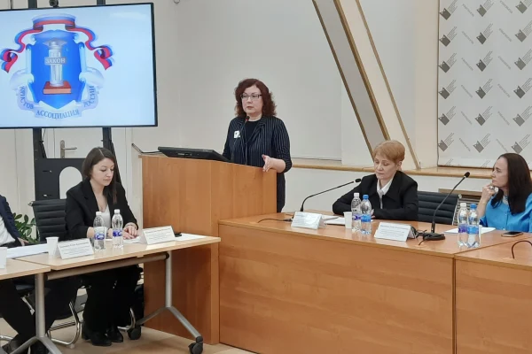 «Правовая защита военнослужащих и их семей: итоги круглого стола в НГОНБ»