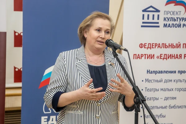 Картина новосибирского художника украсит галерею памяти в Волгограде