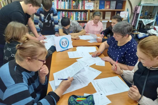 ПЯТЬ ТЫСЯЧ ЭРУДИТОВ