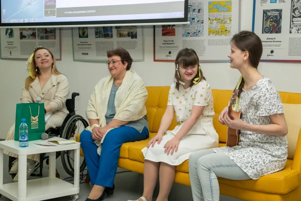 «Дом да Винчи» арт-платформа НГОНБ отмечает свой первый день рождения