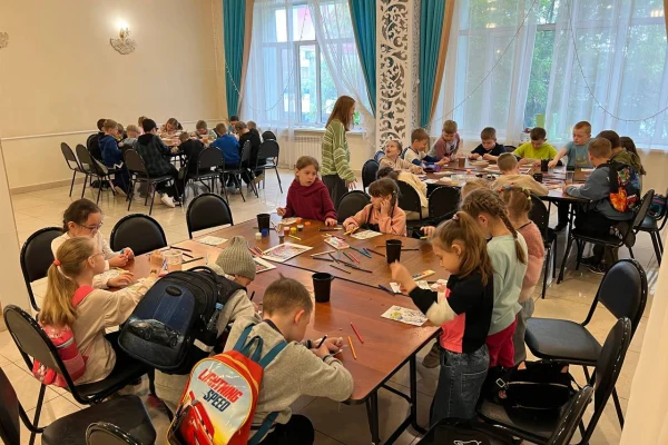 Сотрудники библиотеки приняли участие в Дне русского языка