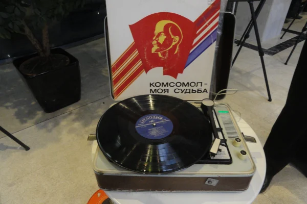 К 100-летию комсомола