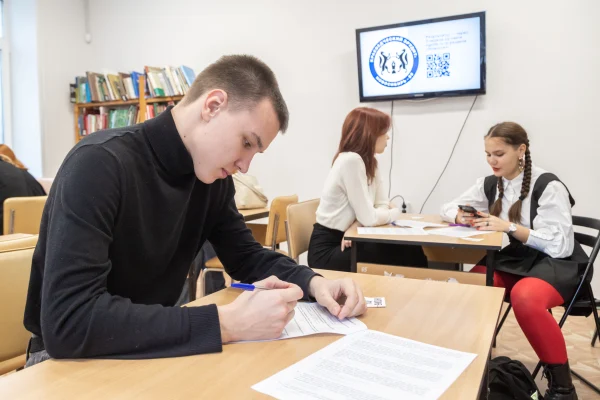 78 площадок, 17 районов Новосибирской области и более 1500 человек: в регионе подводят итоги акции «Краеведческий эрудит: Новосибирь - 85»