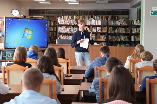 Сотрудники нашей библиотеки приняли участие в гуманитарно-просветительском проекте «С заботой о главном».